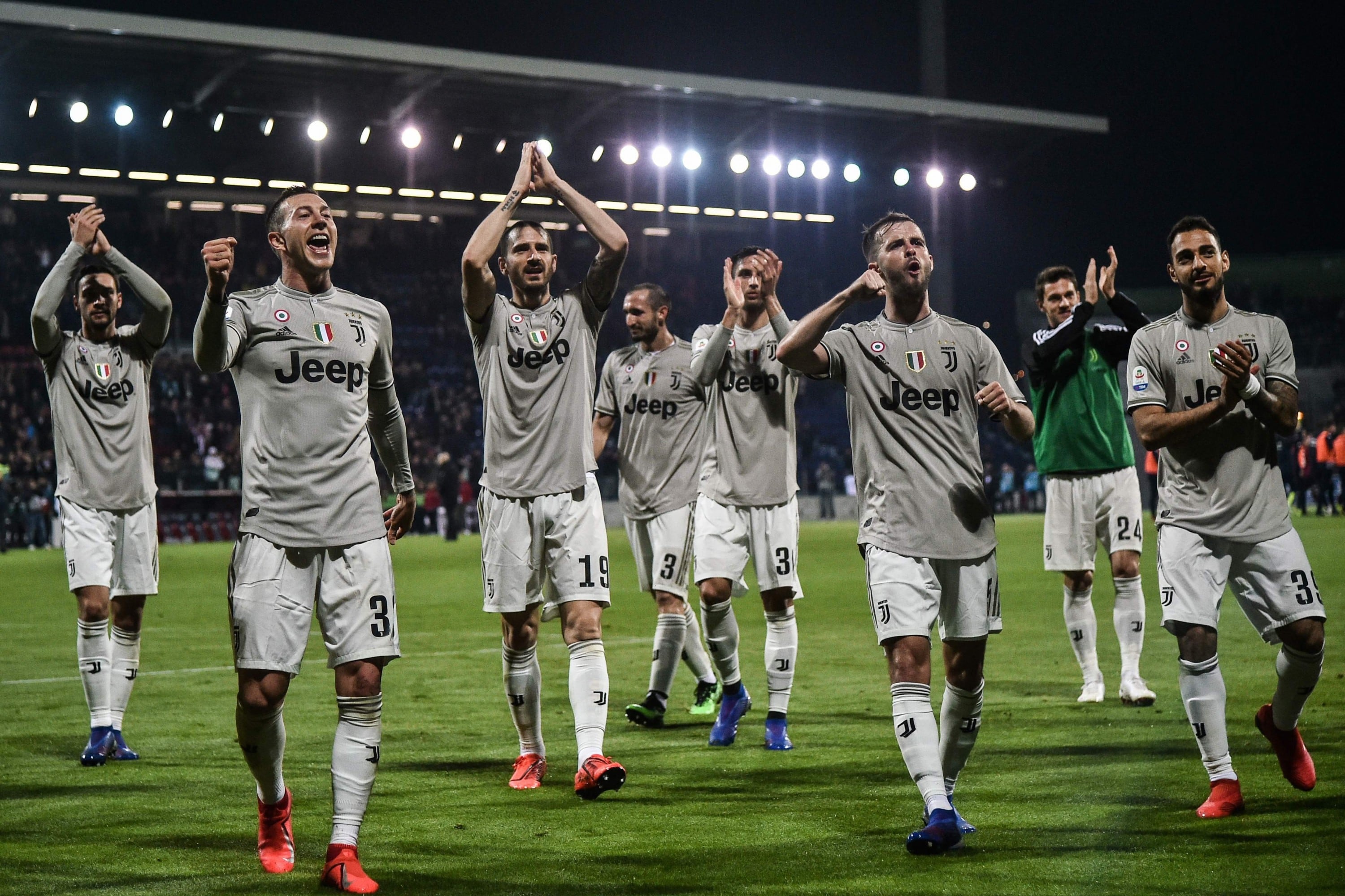 Juventus suma su segundo gol, obra de Mosie Kean quien se resistió a festejar.