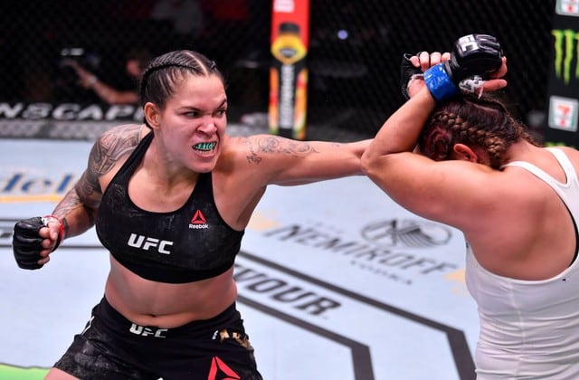 Amanda Nunes se confirma cómo la campeona más dominante en la historia. (UFC)