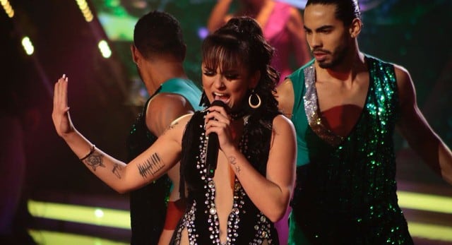 Daniela Darcourt cantó cumbia