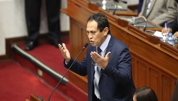 El parlamentario Segundo Montalvo fue quien presentó esta iniciativa legislativa. (Foto: Congreso)