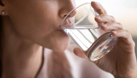 Sara Abu-Sabbah asegura que la hidratación es fundamental para el buen funcionamiento de nuestro cuerpo. (Foto: iStock)