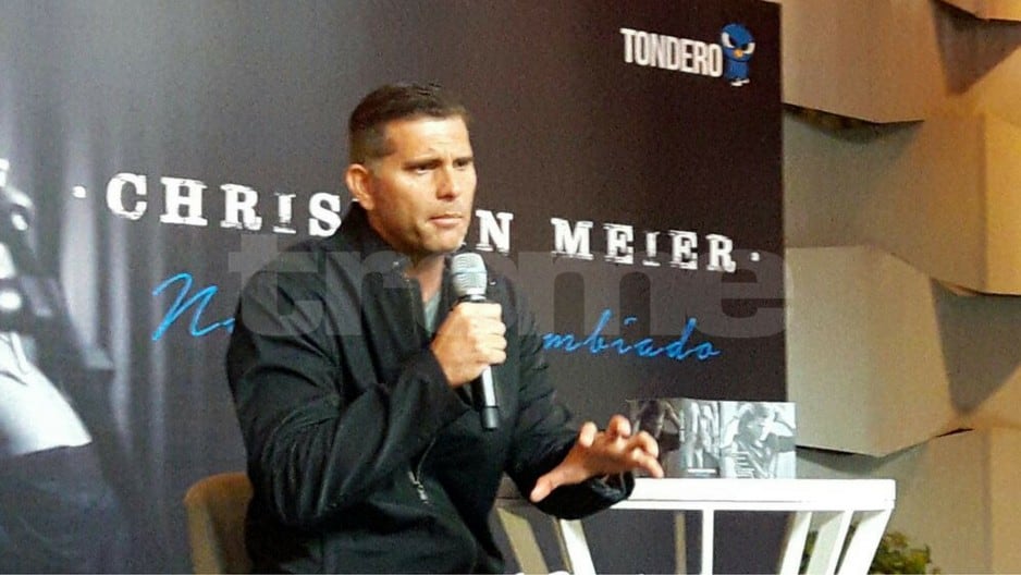 Christian Meier regresa con “Carrerteras Mojadas”