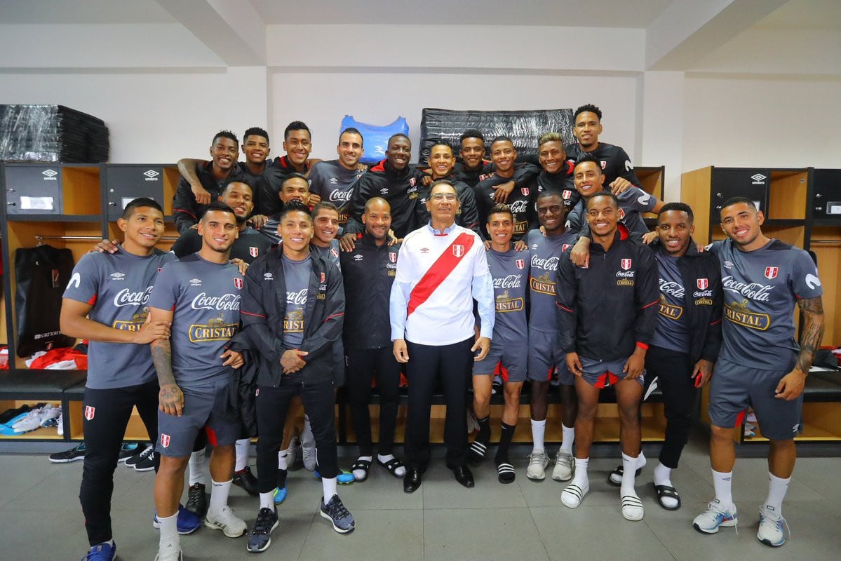 Selección Peruana: Martín Vizcarra visitó a la Blanquirroja