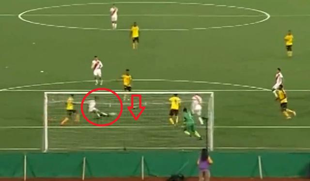 Acuy estaba con el arco a merced y falló gol de manera increíble en el Perú vs Jamaica por los Panamericanos