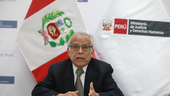Aníbal Torres señaló que Velarde ya fue ratificado por el presidente y el Congreso. (Foto: Ministerio de Justicia)