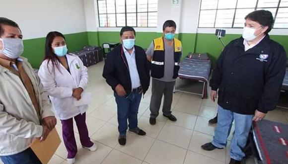 Ica: El gobernador regional de Ica, Javiero Gallegos, acompañado de otras autoridades inauguró otro albergue para pacientes COVID-19 en el distrito de Salas. (Foto Diresa Ica)