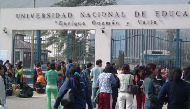 Universidad La Cantuta podría cerrar por estándares de calidad.