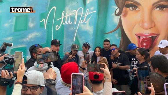 Intérprete del genero urbano recibió un homenaje con su mural en La Victoria. (Difusión)