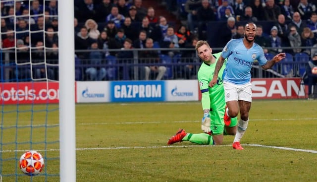Manchester City vs Schalke 04: Raheem Sterling puso el tercero para el 'citizen' tras error defensivo de los 'mineros'. (Fotos: Agencias)