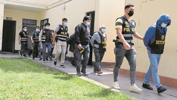 Los detenidos son investigados en las instalaciones de la División de Investigación Criminal de Trujillo. (Foto:PNP)