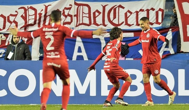 Internacional venció 1-0 a Nacional con gol de PAolo Guerrero en octavos de final de la Copa Libertadores 2019