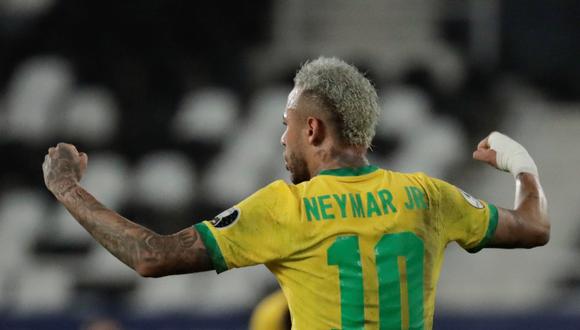 El reclamo de Neymar contra los hinchas brasileños que apoyan a Argentina. (Foto: EFE)