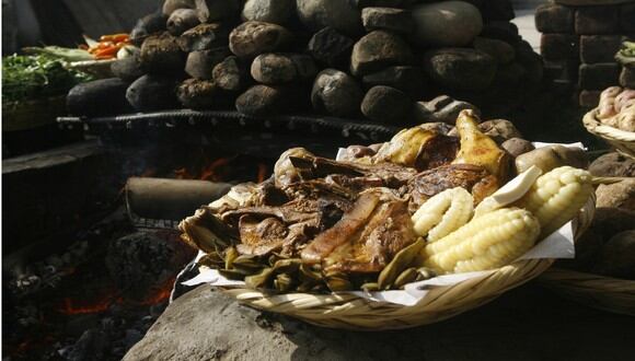 La pachamanca es uno de los platos más ofrecidos en este distrito. (Foto: GEC)&nbsp;