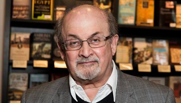 Salman Rushdie fue apuñalado en un acto público en los Estados Unidos. (AP)