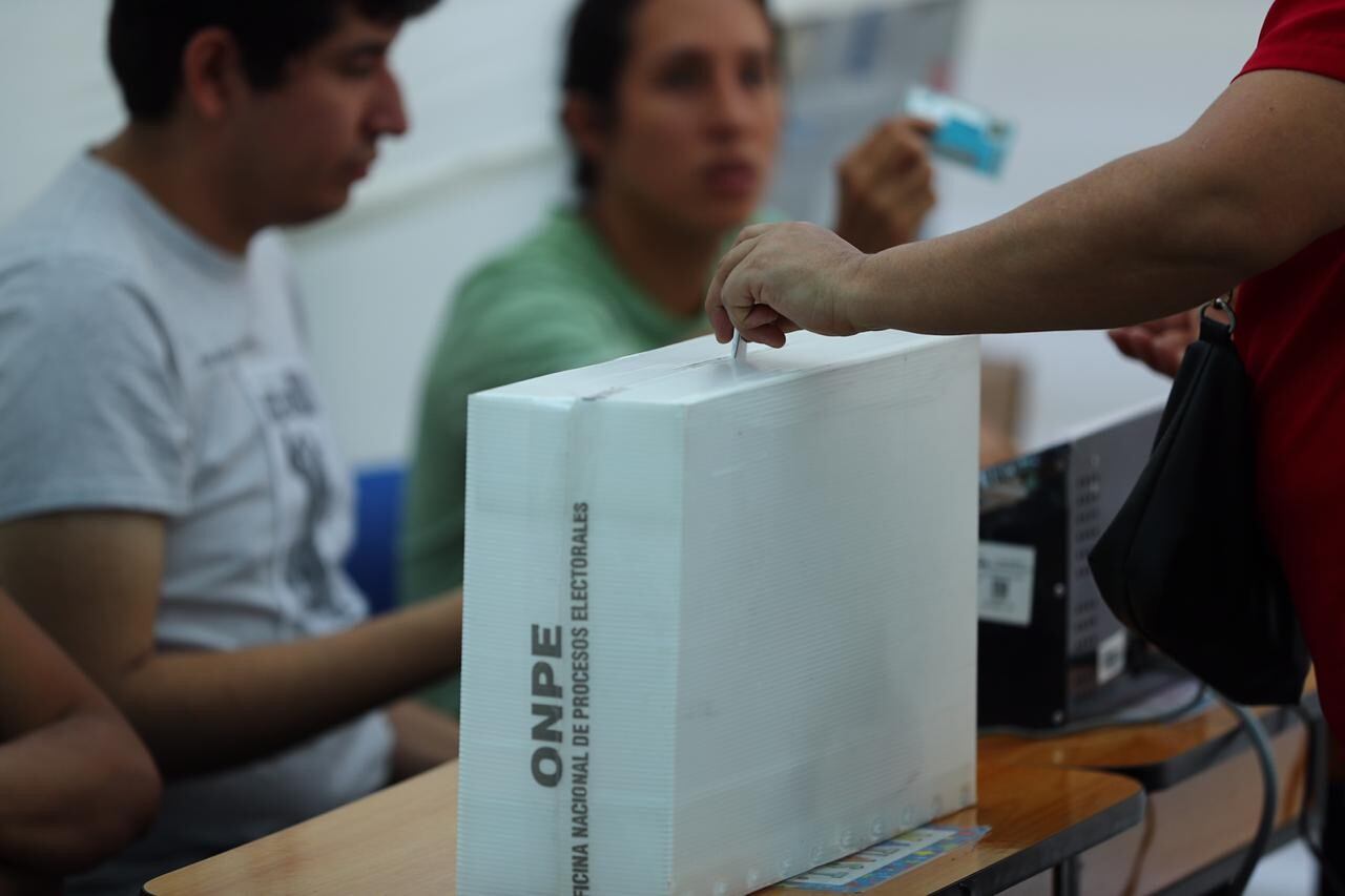 Jornada electoral del Referéndum 2018 se desarrolla con normalidad, aunque hubo retrasos en la instalación de las mesas de sufragio. (FOTOS: GEC)
