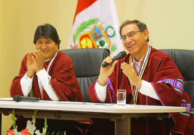 El presidente Martín Vizcarra y miembros del Gabinete Ministerial llegaron a Bolivia en visita oficial. (Foto: Andina)