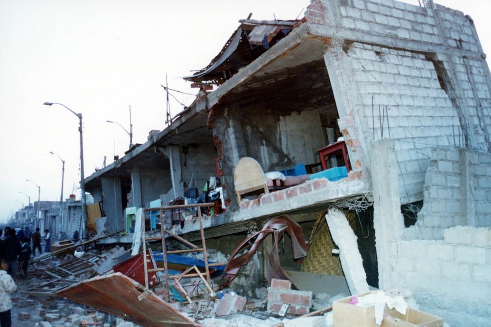 Casas en Tacna dañadas por el terremoto del 23 de junio del 2001. (Foto: GEC Archivo)