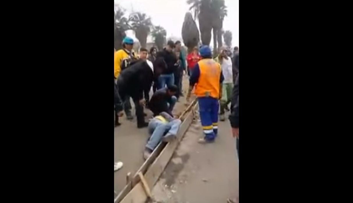 Policía en presunto estado de ebriedad atropella a trabajadores de la municipalidad. Foto: Captura de ATV Noticias