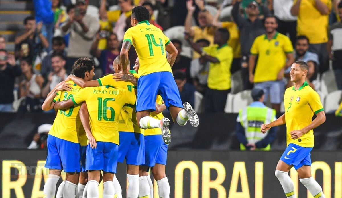 Selección de Brasil enfrenta a Corea del Sur en amistoso