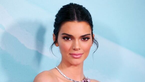 Kendall Jenner ha sido cuestionada por usuarios en internet por llamativa foto. (Foto: Getty Images)