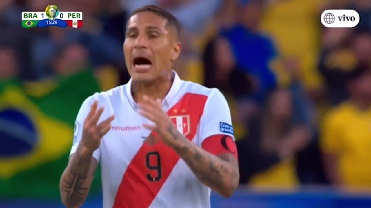 La reacción de Paolo Guerrero tras el gol de Brasil