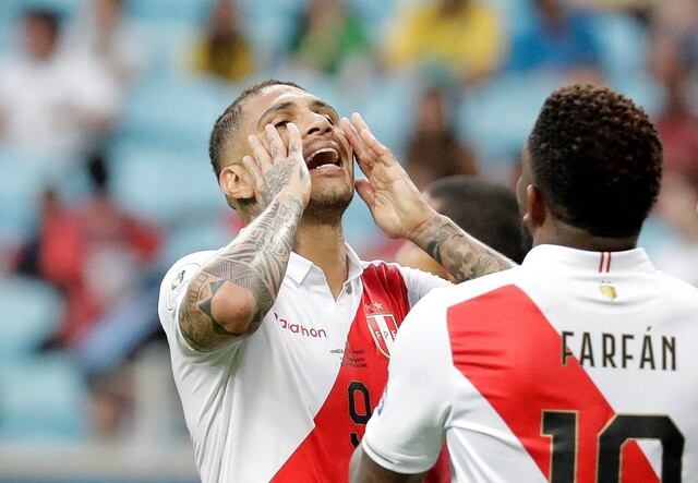 VAR anula por segunda vez gol de la selección peruana.