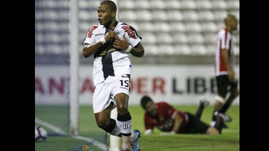 Alianza Lima: Revive la goleada que le dieron a Estudiantes de la Plata por 4-1 - 1