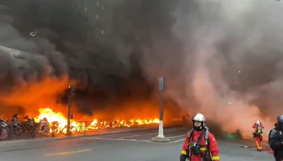 Se registra incendio en estación de trenes en París. (Foto: captura de video)