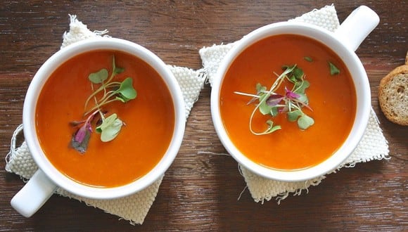 Las sopas con alimentos como la zanahorias son excelentes para combatir el frío. (Foto: Pixabay)