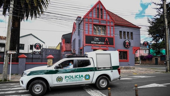 Dos policías muertos y varias personas heridas duarante emboscada a la caravana del gobernador colombiano Arnulfo Gasca. (Foto: Juan BARRETO / AFP)