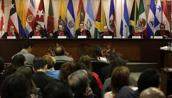 El 2 de febrero la Corte IDH realizó una audiencia en la cual tanto el Estado como los abogados de los deudos expusieron sus puntos de vista sobre la legalidad del indulto a Fujimori. (Foto: GEC)