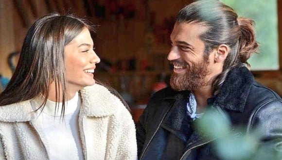 Can Yaman y Demet Özdemir son los protagonistas de “Soñar contigo” (Foto: Gold Film)