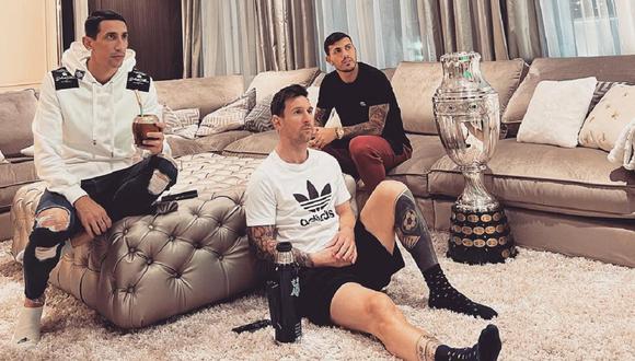 Leandro Paredes compartió foto con Lionel Messi y Ángel Di María con la Copa América. (Foto: IG LeoParedes20)