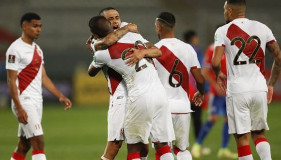 Perú tiene hasta siete jugadores en capilla. (Foto: AFP)
