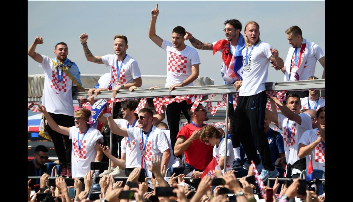 Selección de Croacia llegó a su país y fueron recibidos como ganadores tras el Mundial Rusia 2018  (Fotos: AFP)