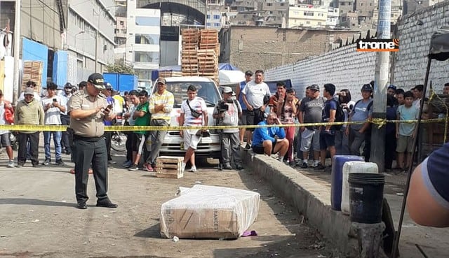 Vecinos reportan caja con cadáver dentro cerca del Mercado de Frutas | TROME | Mónica Rochabrum