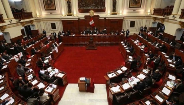 Con 112 votos a favor, el pleno aprobó el dictamen que presentó la Comisión de Constitución del Congreso de la República sobre el proyecto del Gobierno.