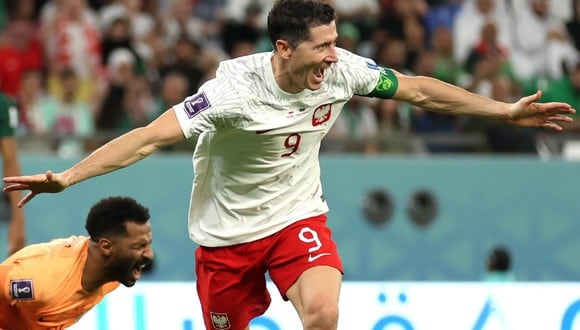 Polonia vs. Arabia Saudita: Robert Lewandowski anota el 2-0. Foto: Agencias