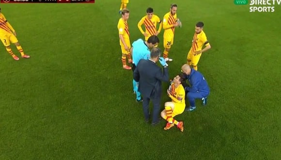 Lionel Messi molesto con árbitro en final de Copa del Rey.