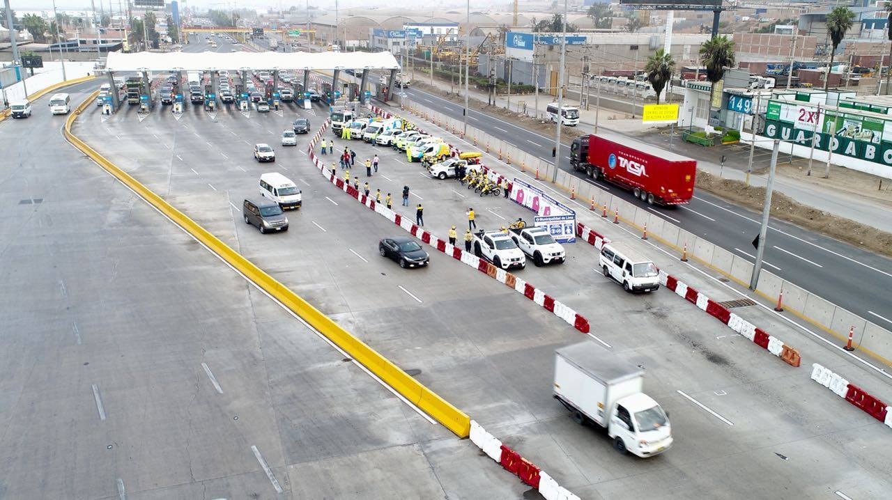 Más de 160 mil vehículos saldrán de Lima por Semana Santa.