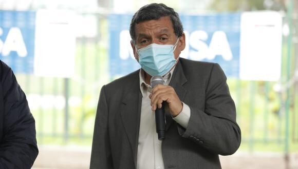 El ministro de Salud, Hernando Cevallos, confirmó que los casos de la variante ómicron aumentaron en el país. Foto: GEC