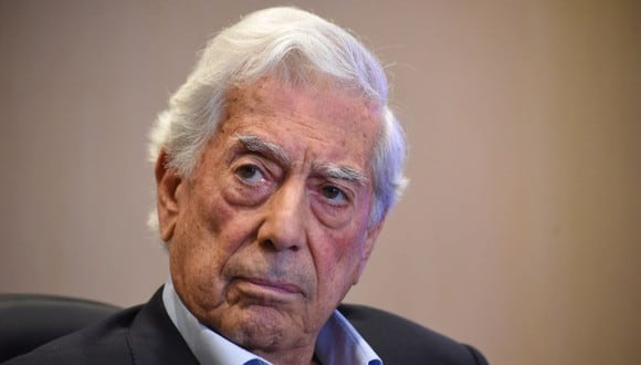 Mario Vargas Llosa escribió una columna para pedir que los peruanos voten por Keiko Fujimori. (Foto: AFP).