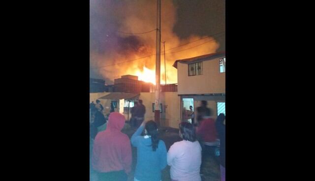 Incendio en el Callao. Foto: Difusión