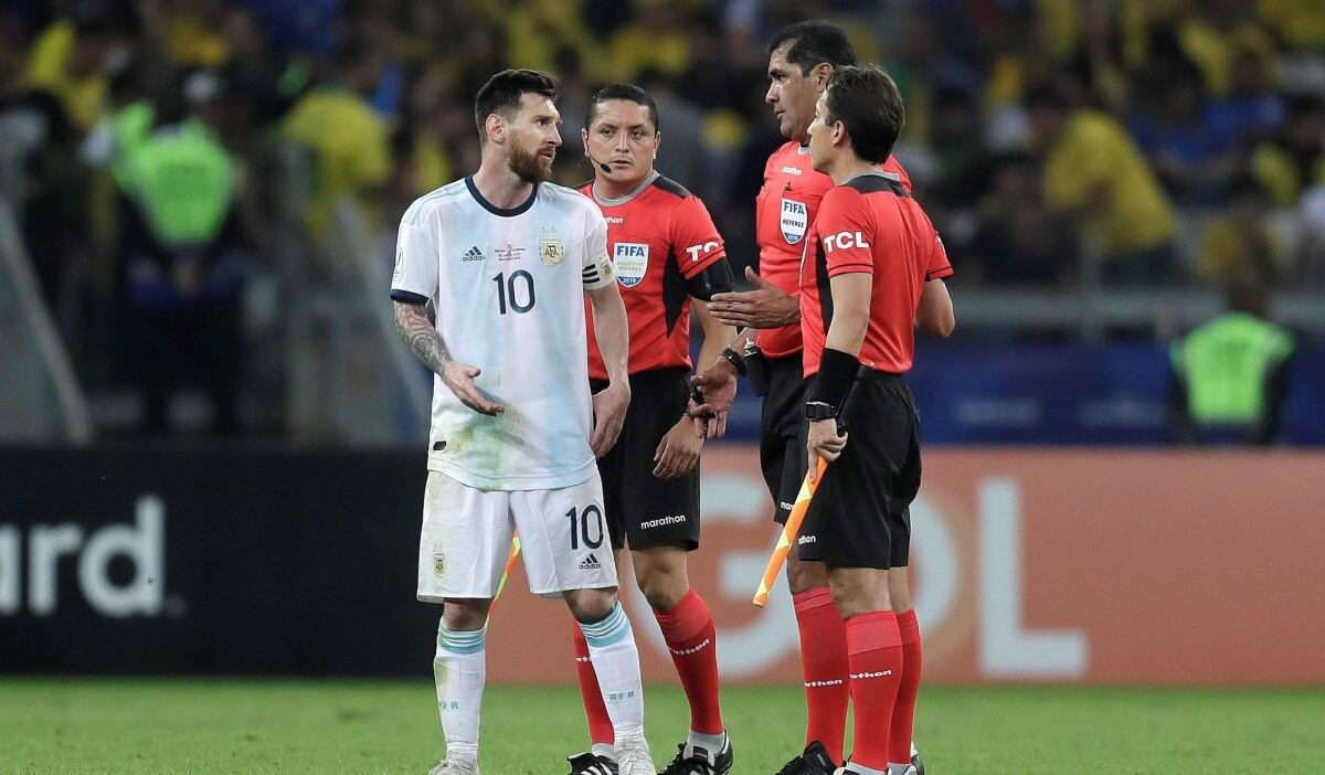 Copa América 2019: Conmebol se defiende de las acusaciones de Argentina y respalda uso del VAR