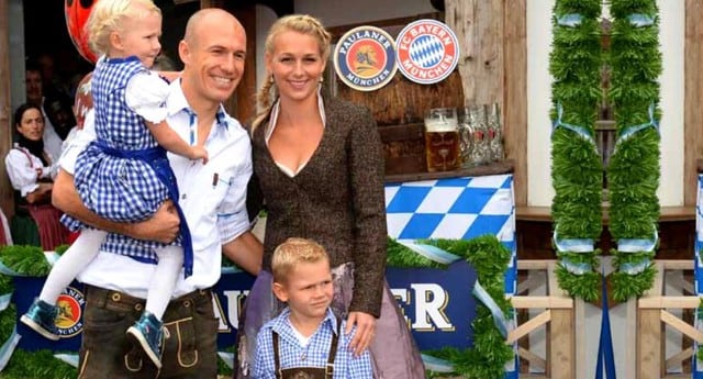Arjen Robben teme estar contagiado del COVD-19 luego que su esposa diera positivo al virus