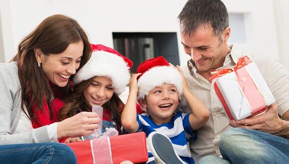 Mira esta lista completa de regalos navideños para toda la familia.