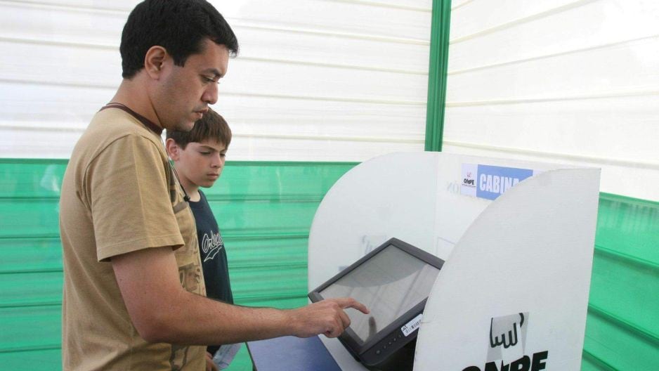 Cómo emitir el voto electrónico en las elecciones 2016.