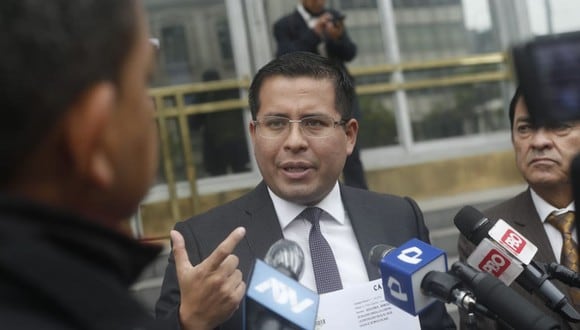 Espinoza señaló que la comisión no busca que el presidente Castillo haga uso e su derecho a la defensa. (Foto: GEC)