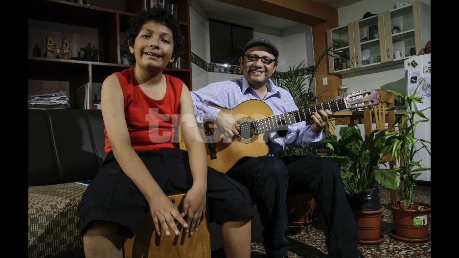 Renzo Gil: "Los jóvenes deben conocer la música criolla".