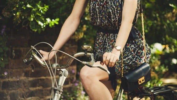 Cuando empiezas a manejar bicicleta, lo primero que tienes que aprender es a tener confianza en ti mismo. (Foto: Pixabay)